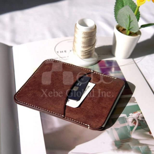 口袋型皮革护照套 